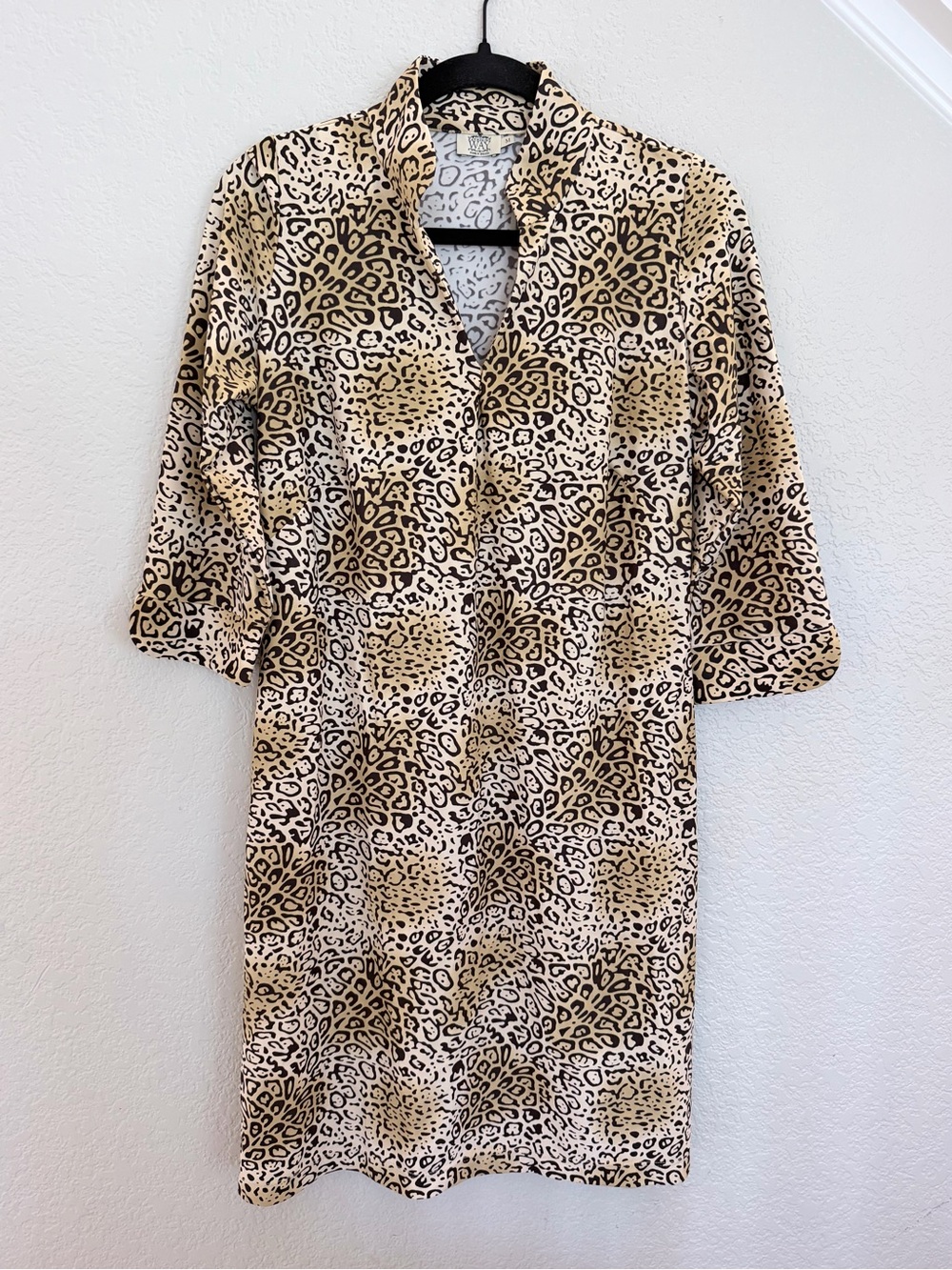 Katherine Way Leopard Print Shift Dress medium